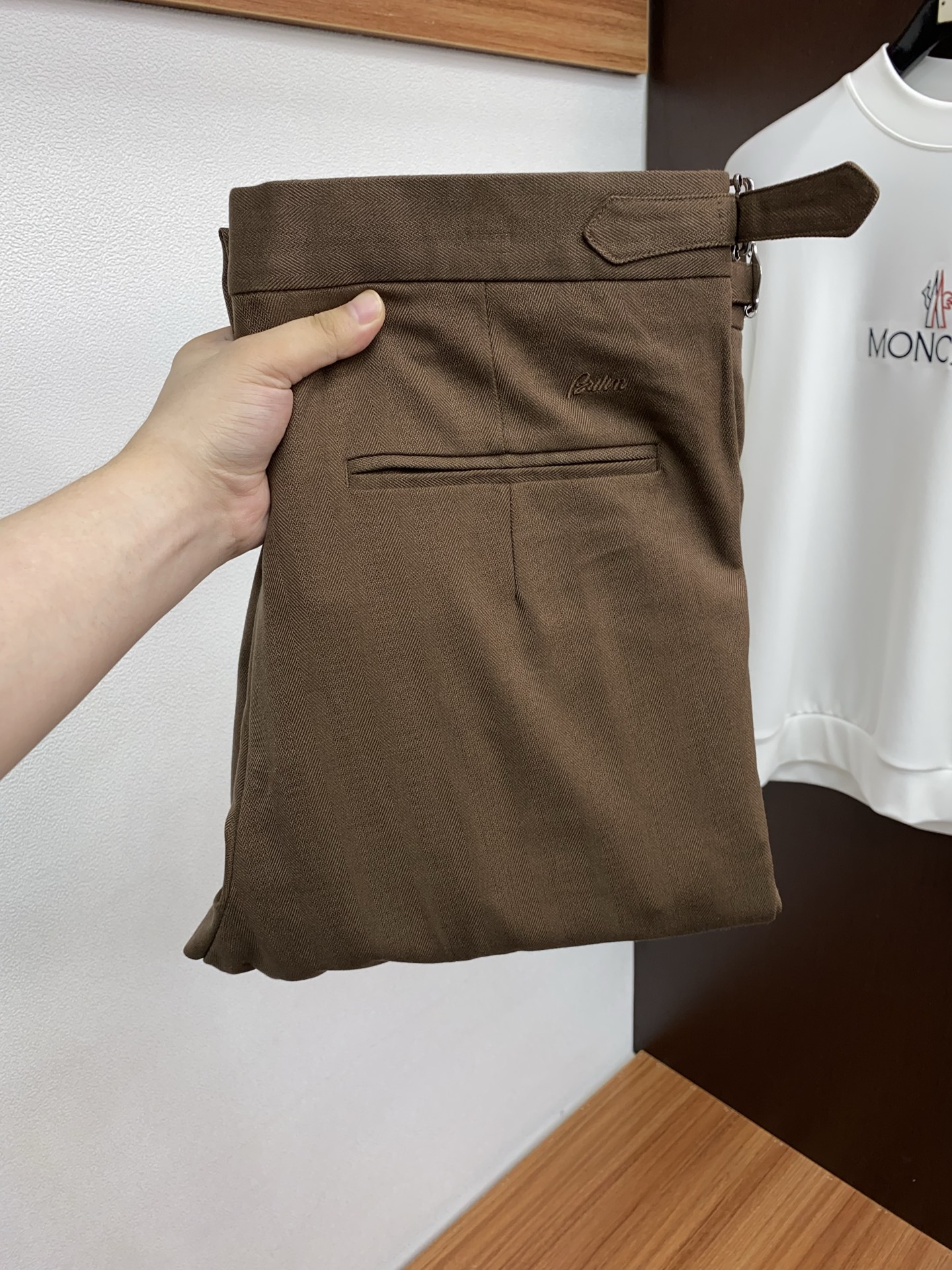 Brioni Basic Clothing L