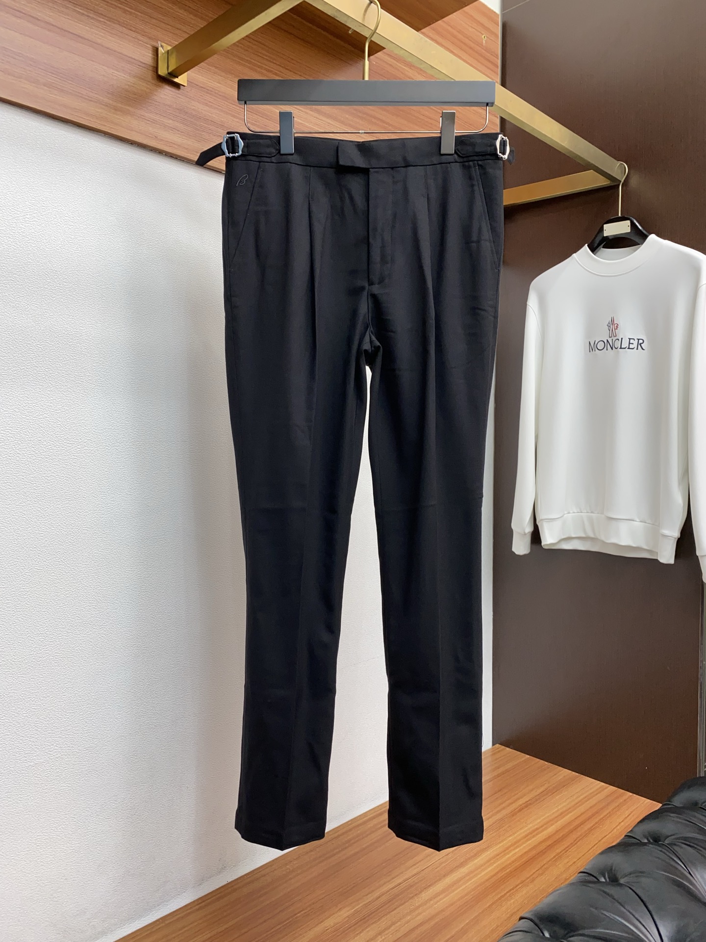 Brioni Basic Clothing L