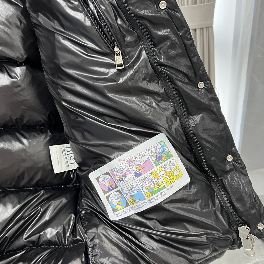 Moncler Down Jacket White Duck Down Black M-l-xl