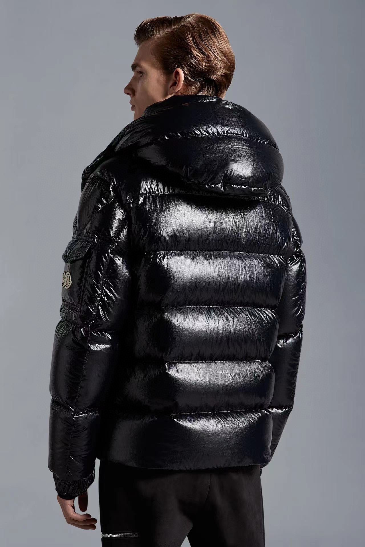 Moncler Down Jacket White Duck Down Black M-l-xl