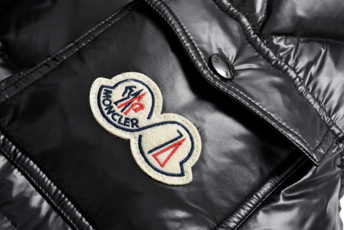 Moncler Down Jacket White Duck Down Black M-l-xl