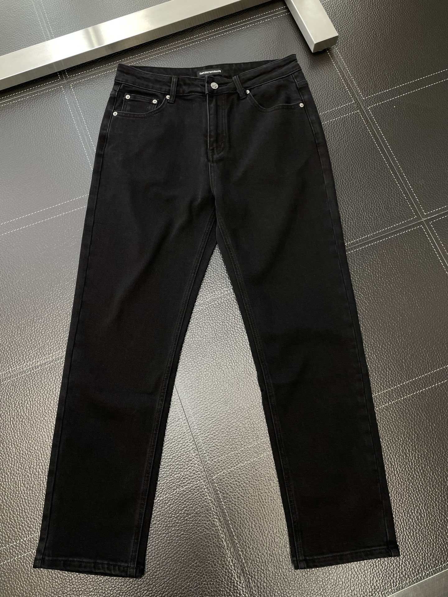 Armani Jeans M