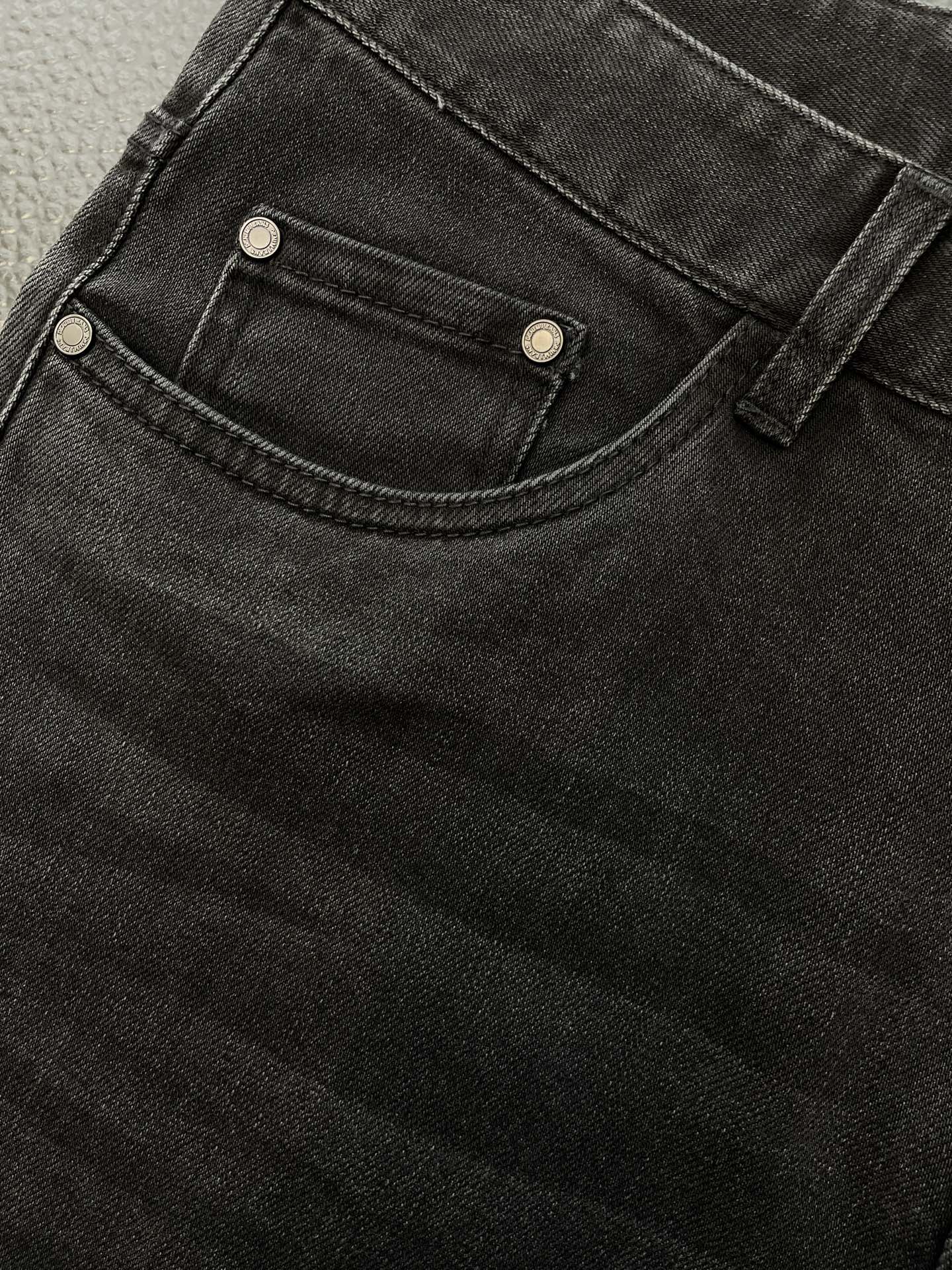 Burberry Jeans
