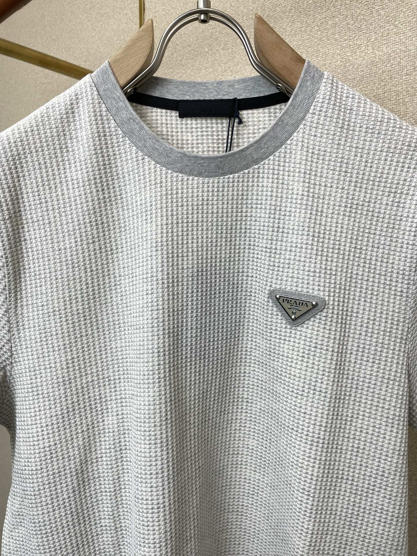 Prada Male Basic Clothing M-xl