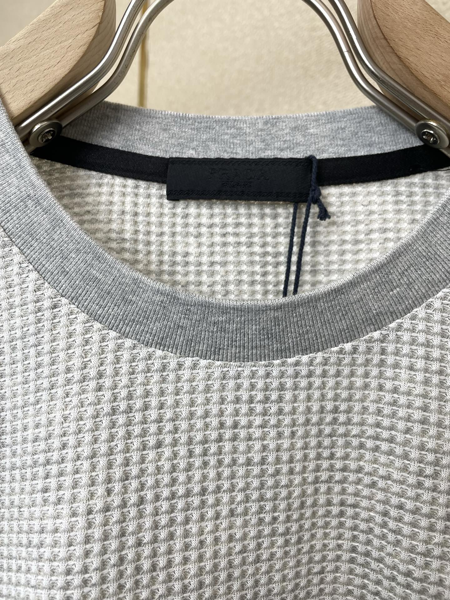 Prada Male Basic Clothing M-xl