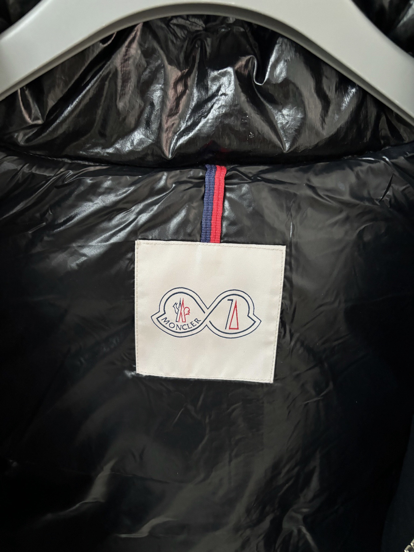 Moncler Down Jacket White Duck Down Black M-l-xl