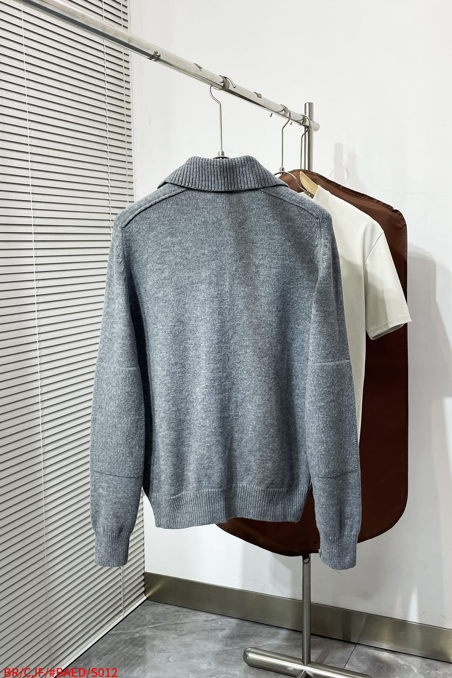 Burberry Basic Clothing Wool S-m-l-xl