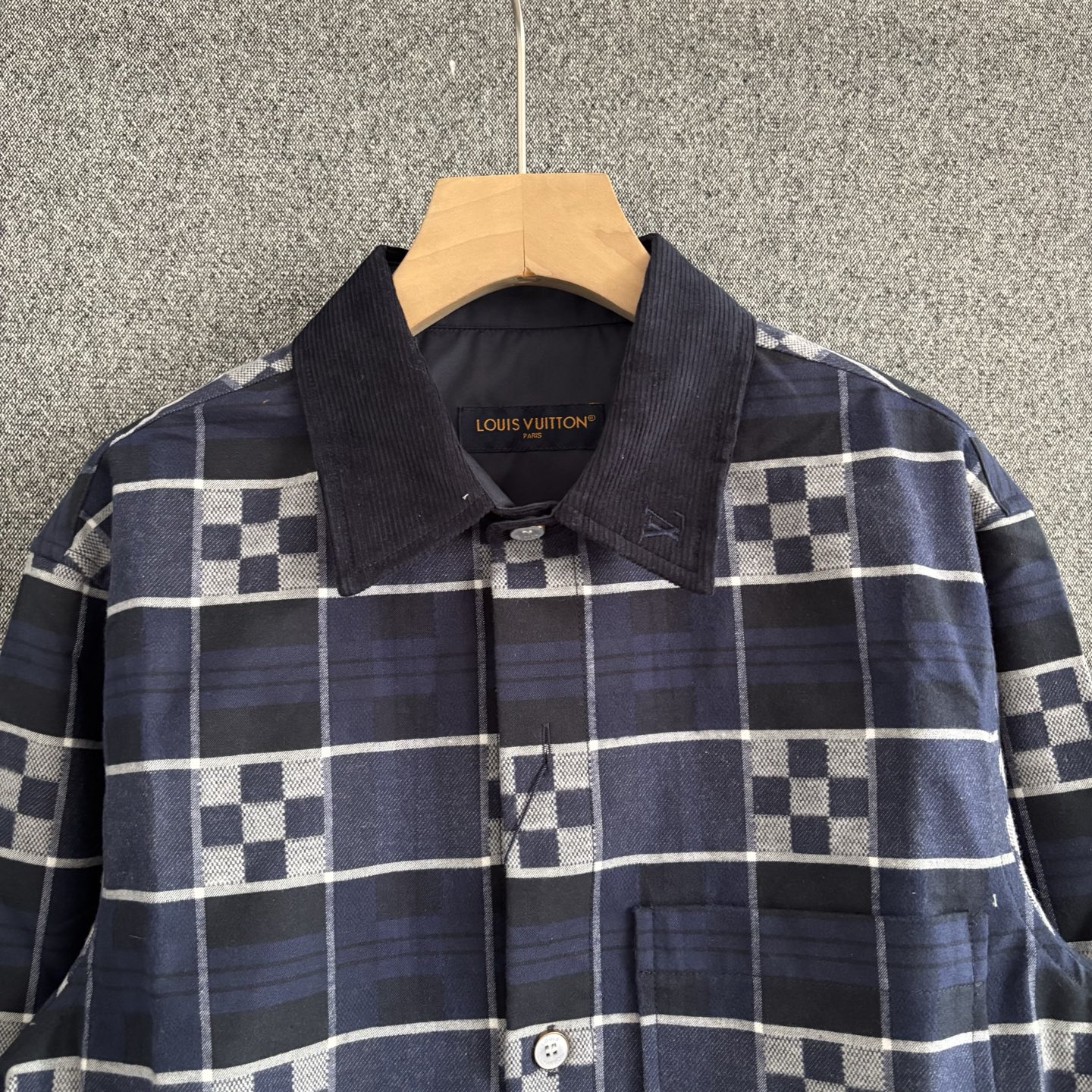 Louis Vuitton Basic Clothing S-m-l-xl