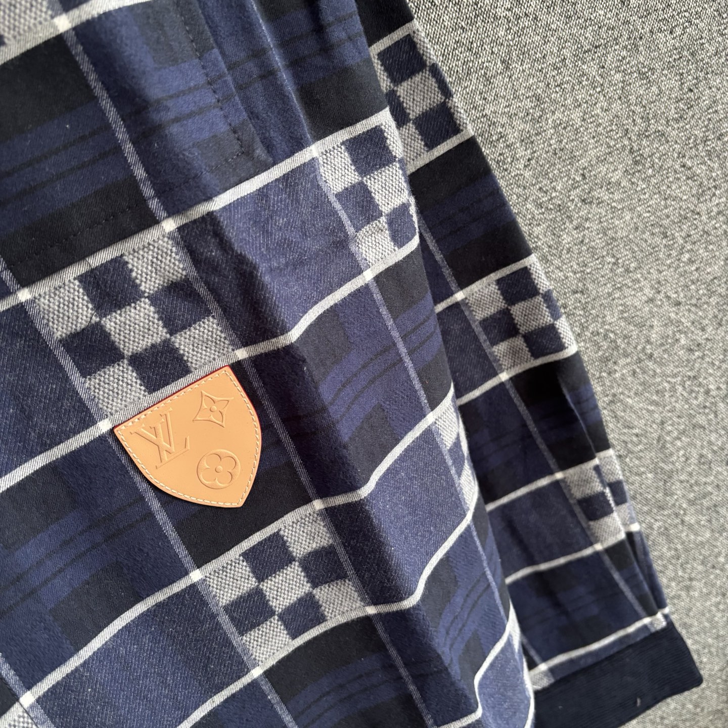 Louis Vuitton Basic Clothing S-m-l-xl