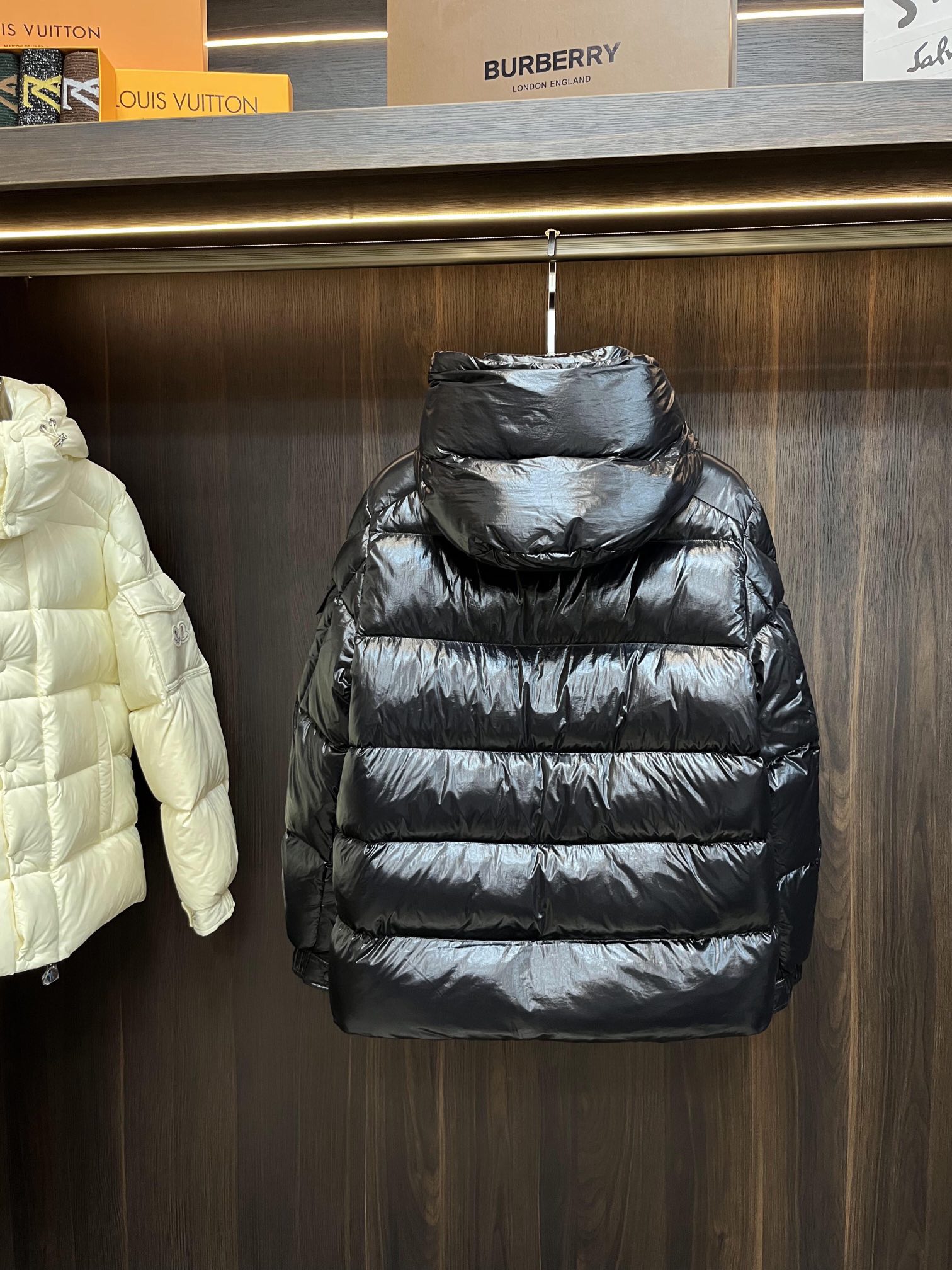 Moncler Down Jacket White Duck Down Black M-l-xl