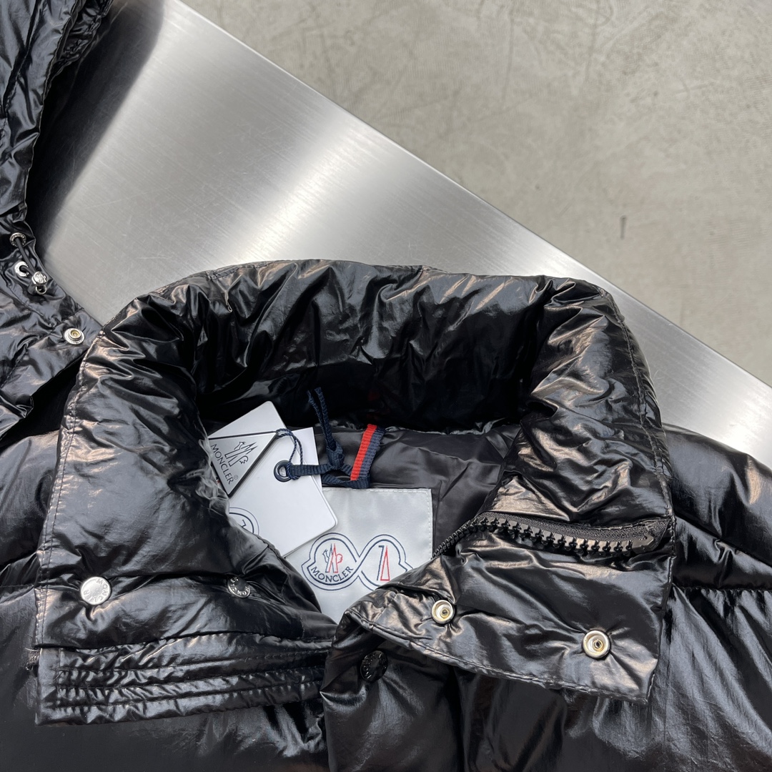 Moncler Down Jacket White Duck Down Black M-l-xl