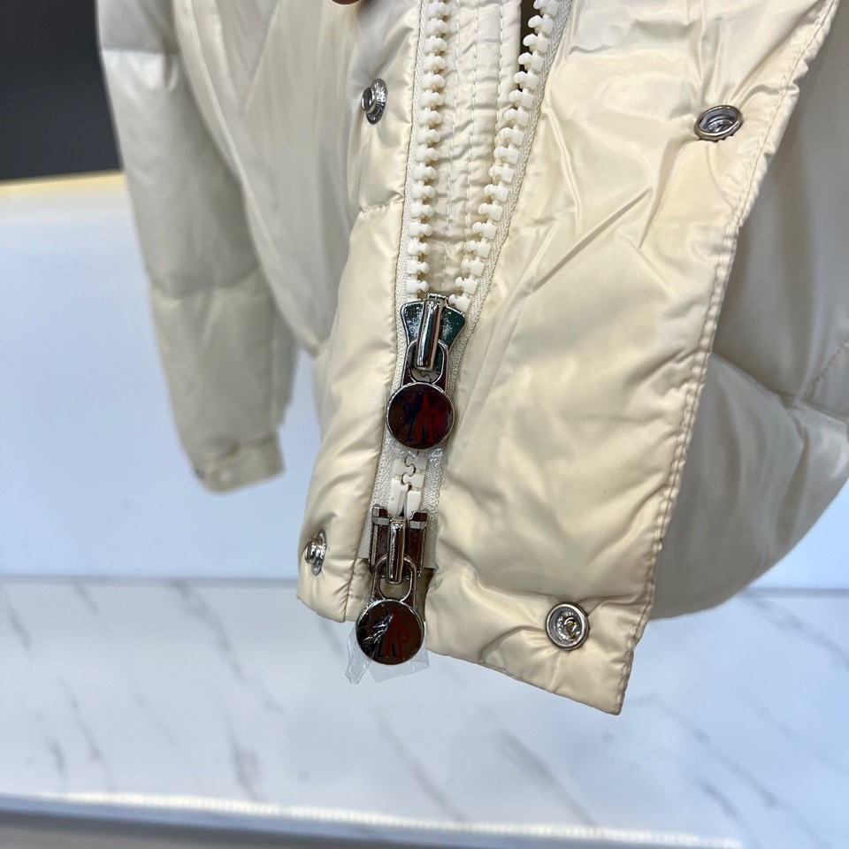 Moncler Down Jacket White Duck Down Black M-l-xl
