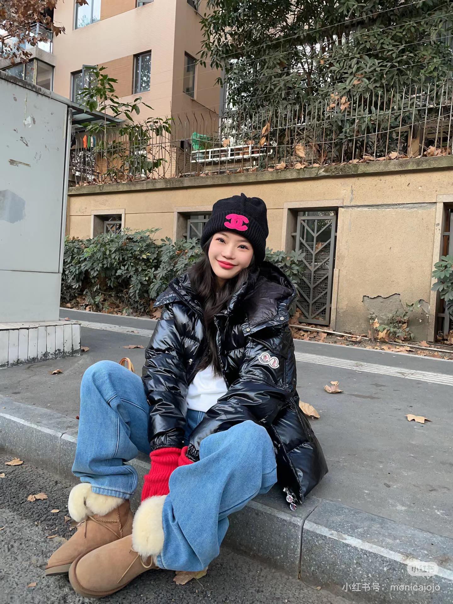 Moncler Down Jacket White Duck Down Black M-l-xl