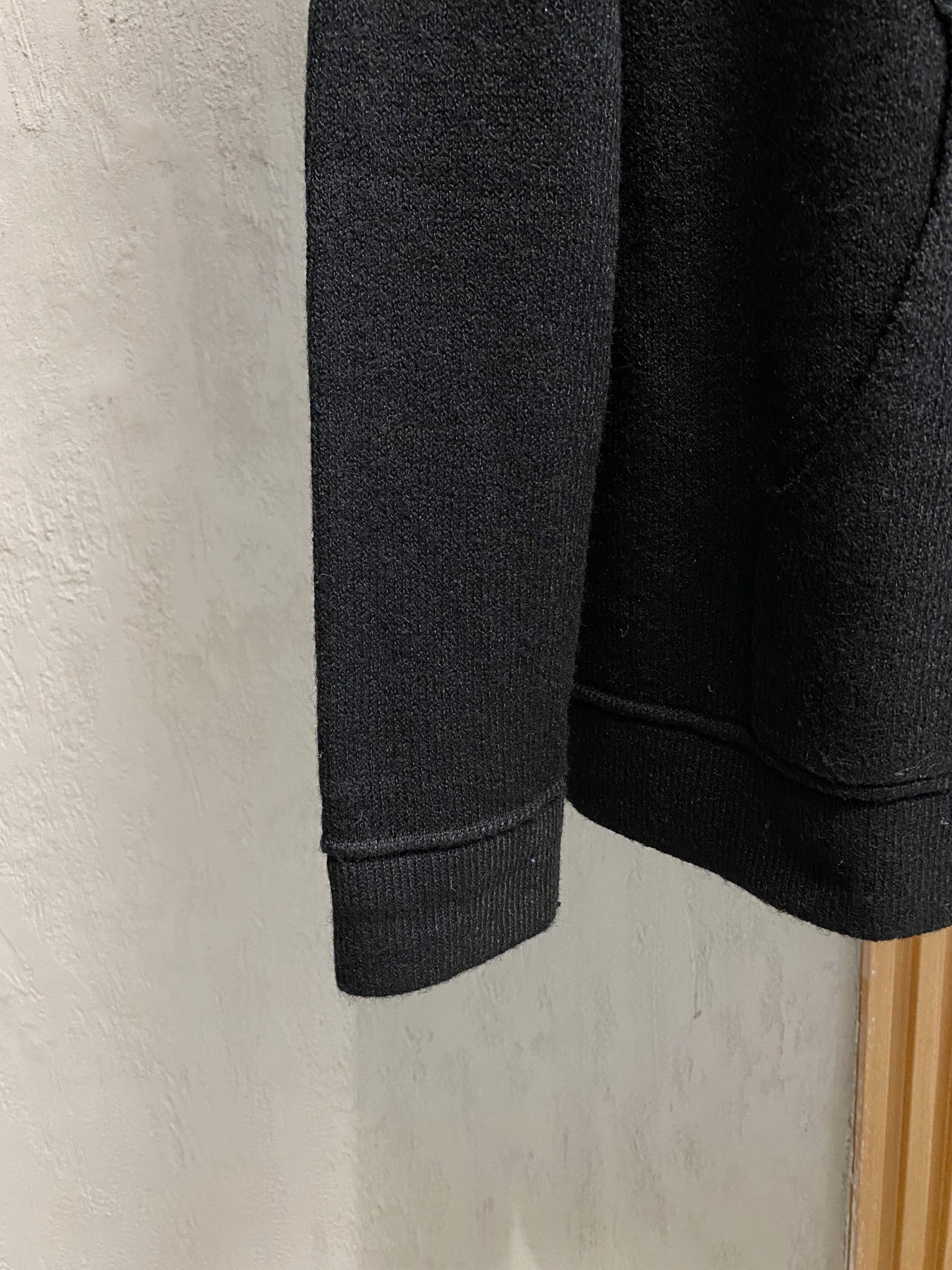 Gucci Basic Clothing Wool M-xl