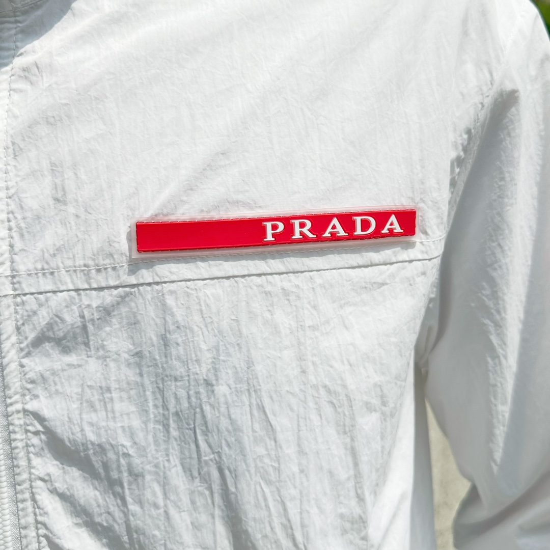 Prada Basic Clothing M-xxxl
