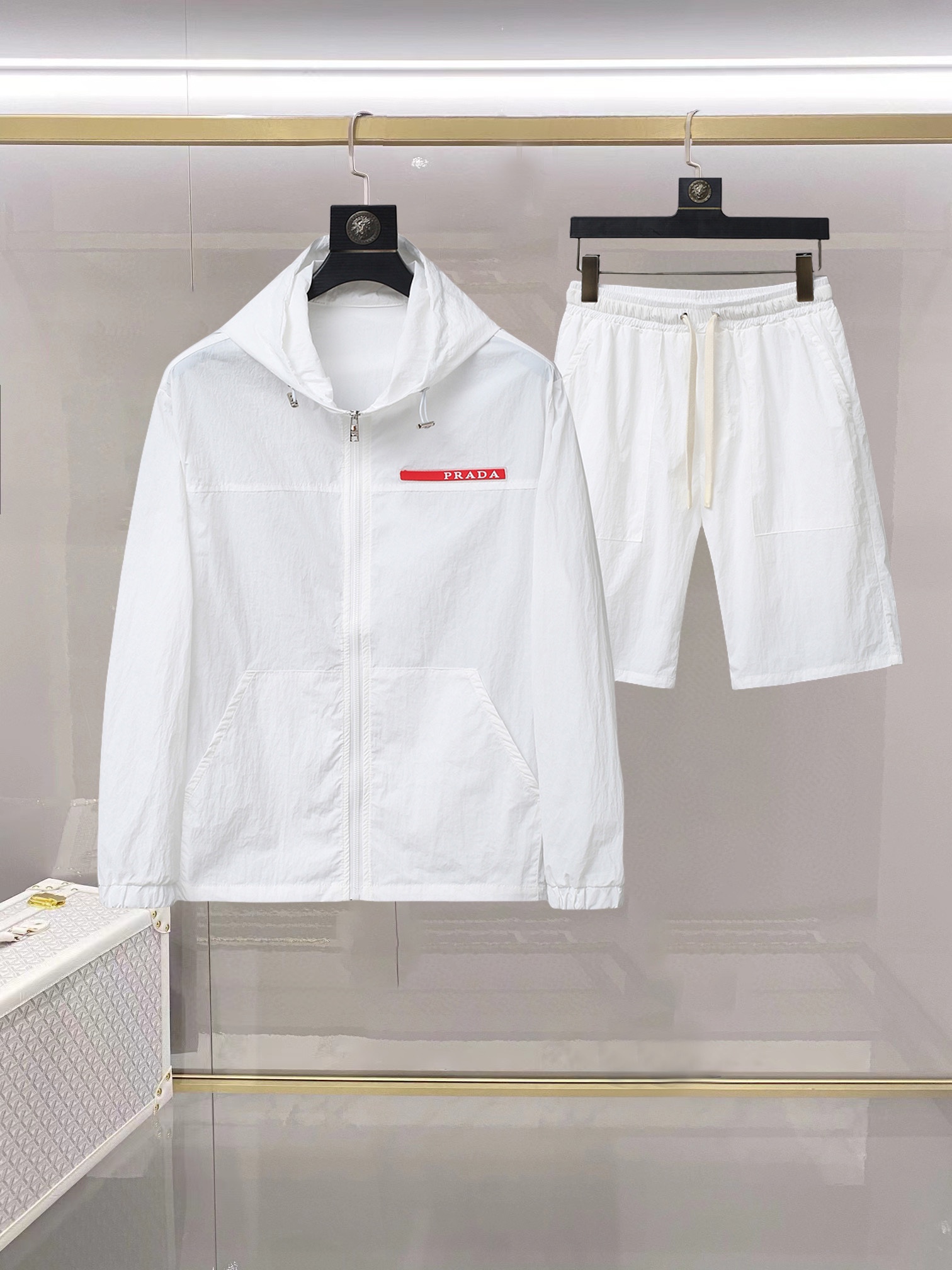 Prada Basic Clothing M-l-xxxl-175140