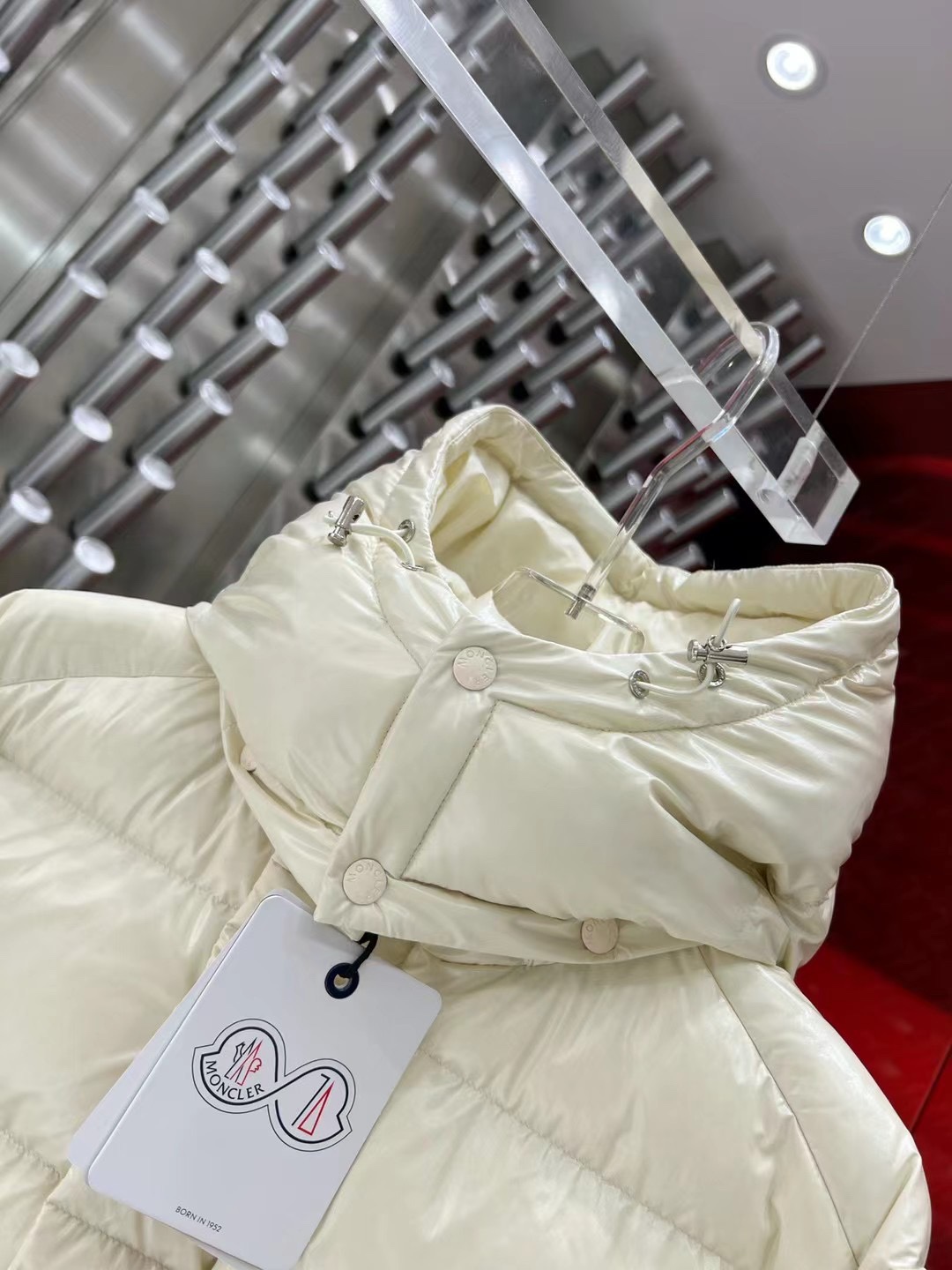 Moncler Down Jacket White Duck Down Black M-l-xl