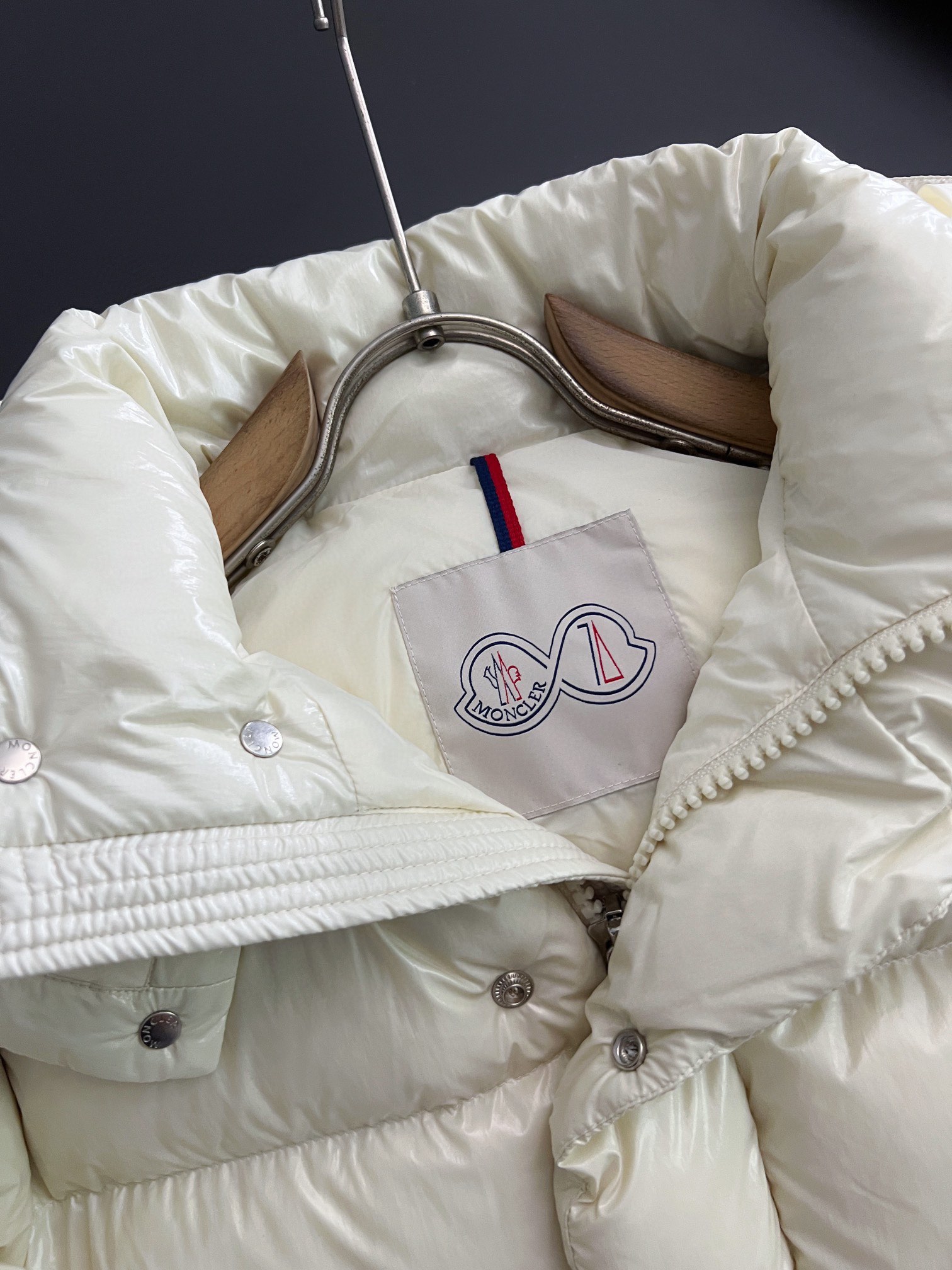 Moncler Down Jacket White Duck Down Black M-l-xl