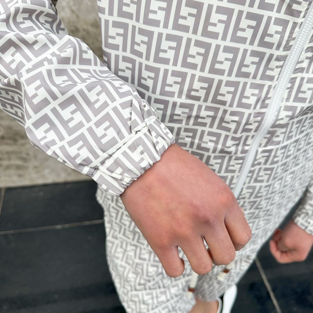 Fendi Basic Clothing M-xxxl