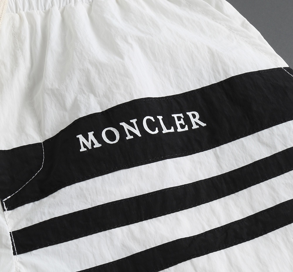 Moncler Basic Clothing M-l-xxxl-175140