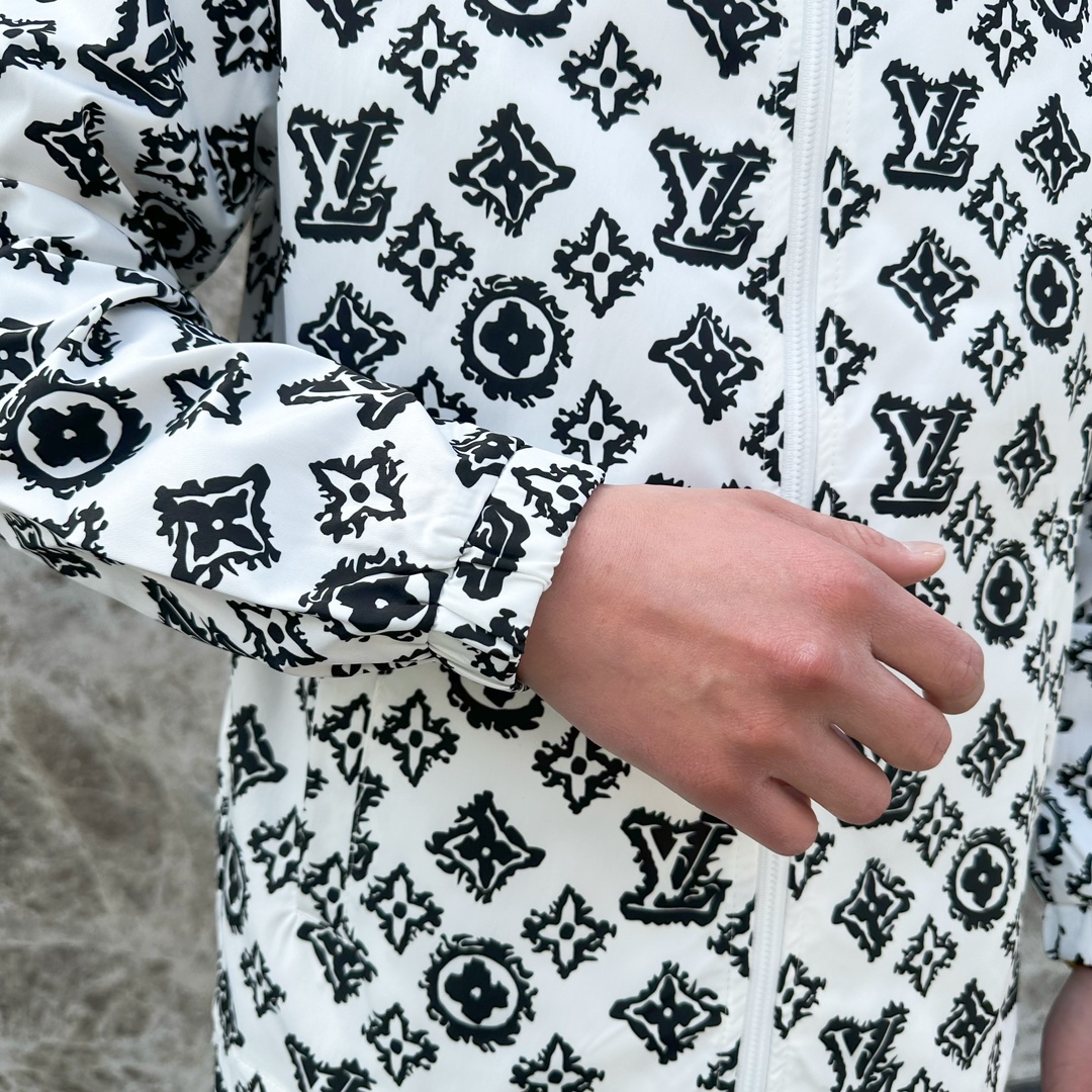 Louis Vuitton Basic Clothing M-l-xxxl