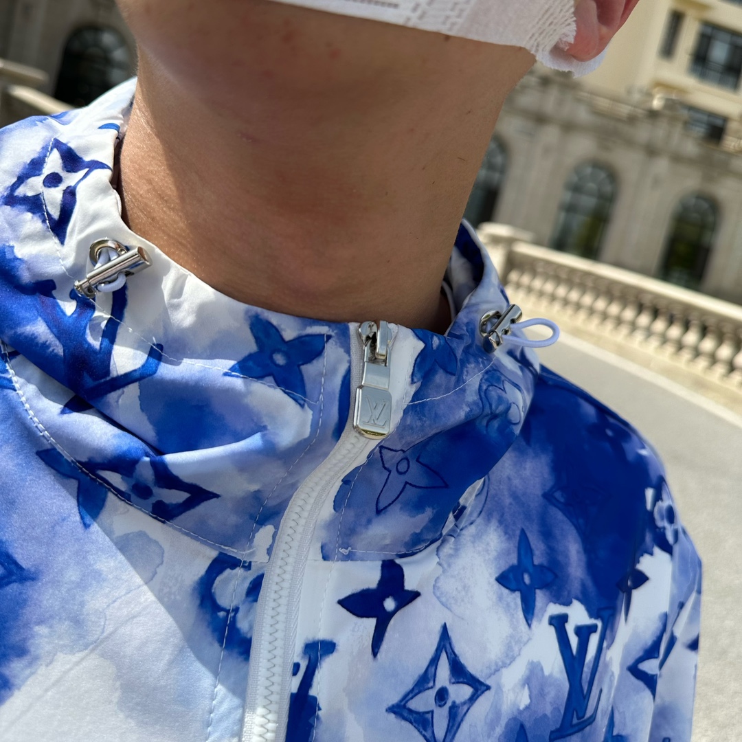 Louis Vuitton Basic Clothing M-l-xxxl