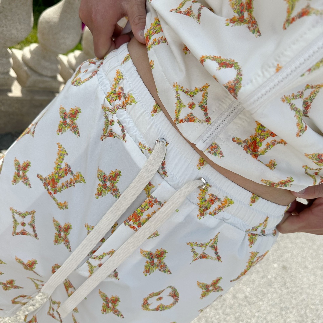 Louis Vuitton Basic Clothing M-l-xxxl