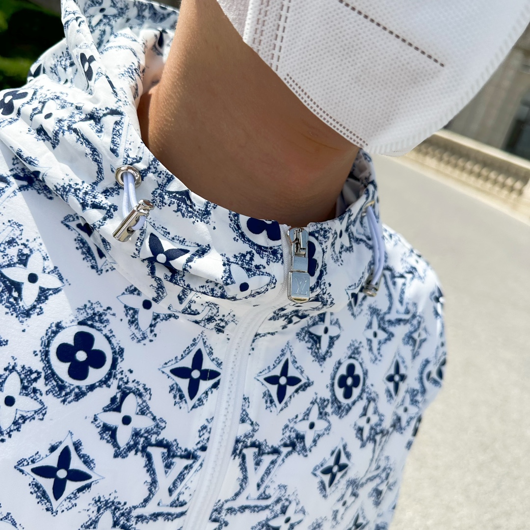 Louis Vuitton Basic Clothing M-l-xxxl