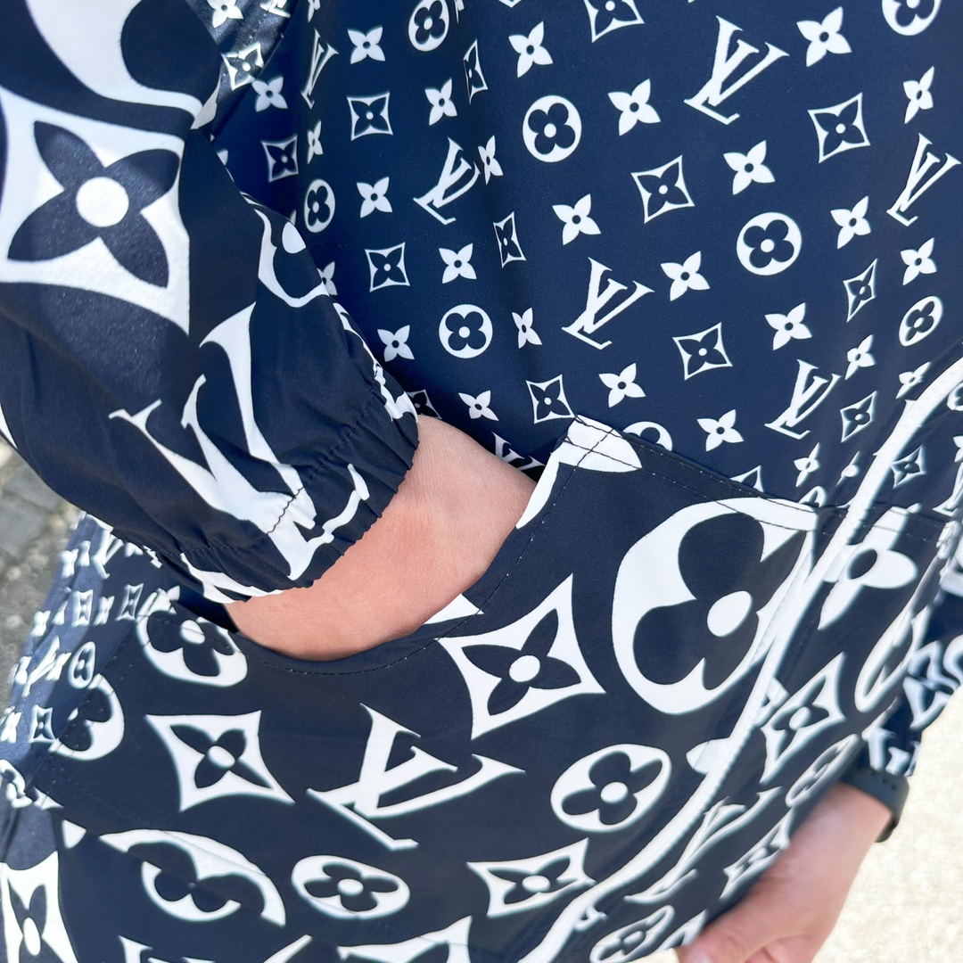 Louis Vuitton Basic Clothing M-l-xxxl