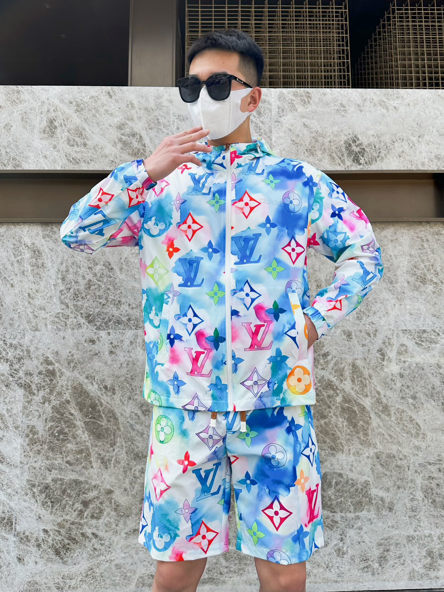 Louis Vuitton Basic Clothing M-l-xxxl