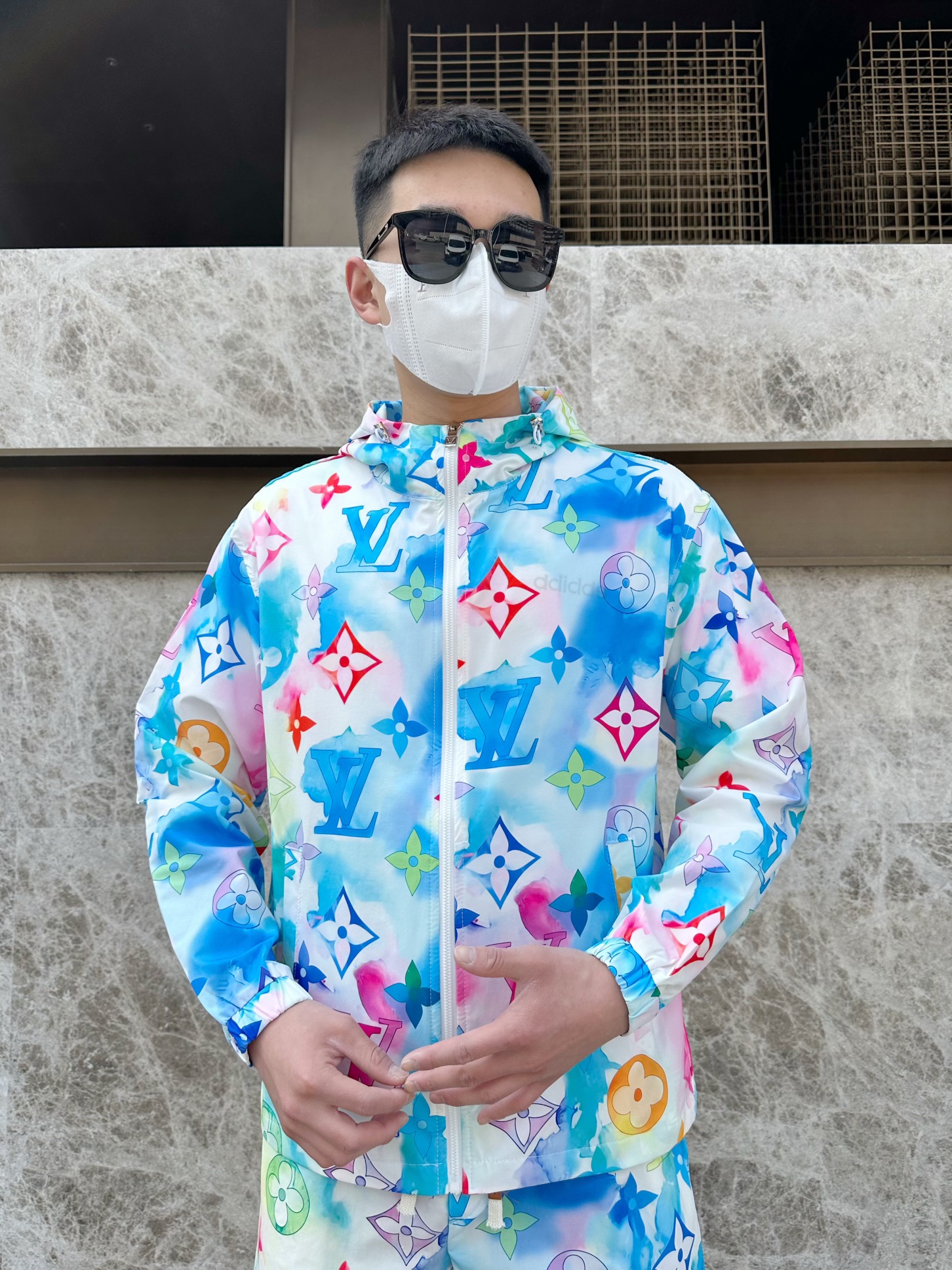 Louis Vuitton Basic Clothing M-l-xxxl