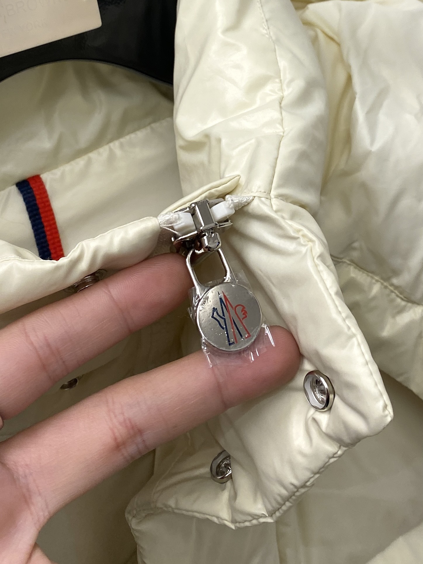 Moncler Down Jacket White Duck Down Black M-l-xl
