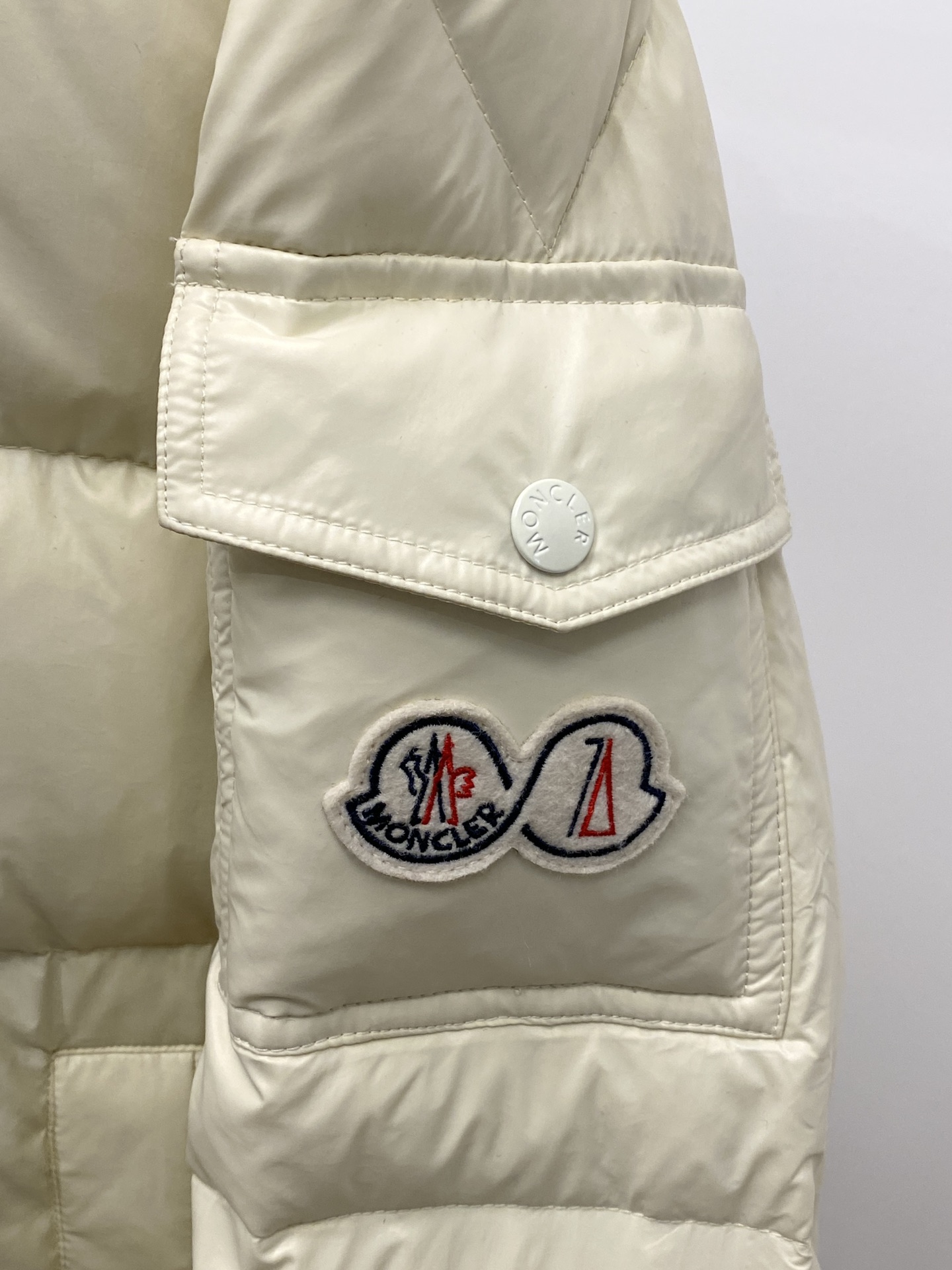 Moncler Down Jacket White Duck Down Black M-l-xl