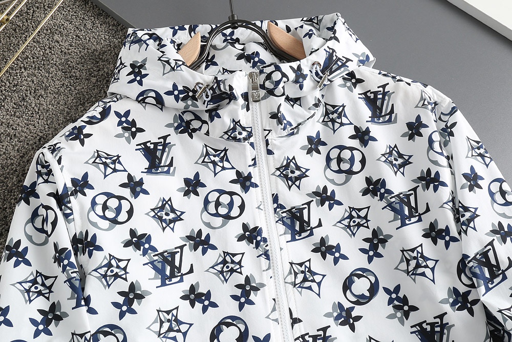Louis Vuitton Basic Clothing M-l-xxxl-175140