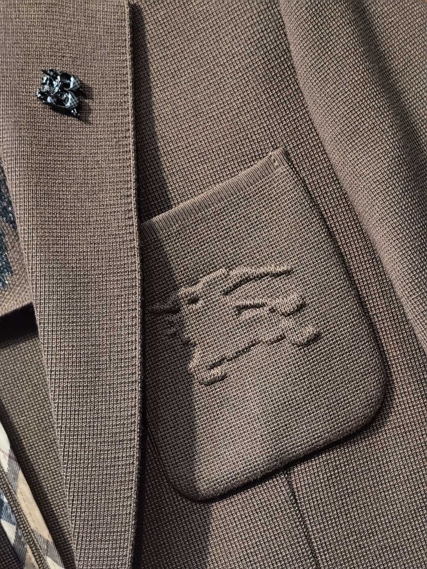 Burberry Basic Clothing M-l-xl