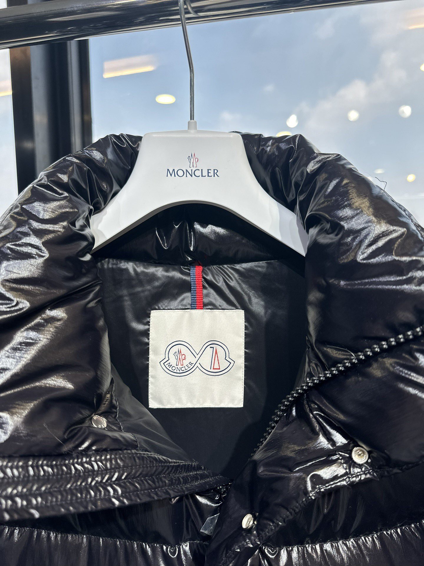 Moncler Down Jacket White Duck Down Black M-l-xl