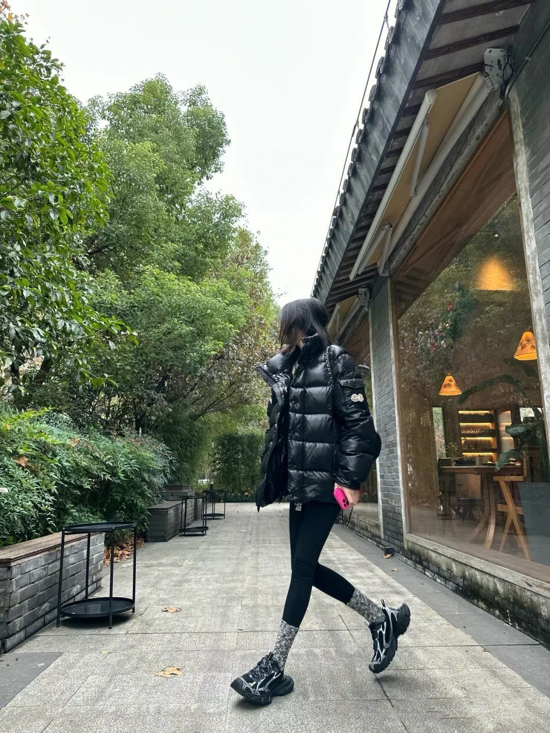 Moncler Down Jacket White Duck Down Black M-l-xl