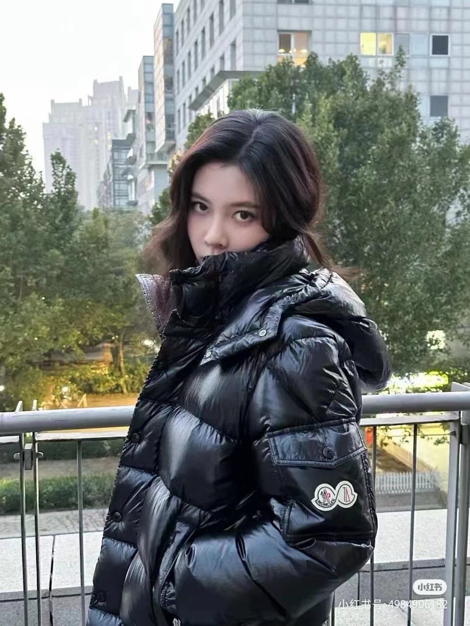 Moncler Down Jacket White Duck Down Black M-l-xl