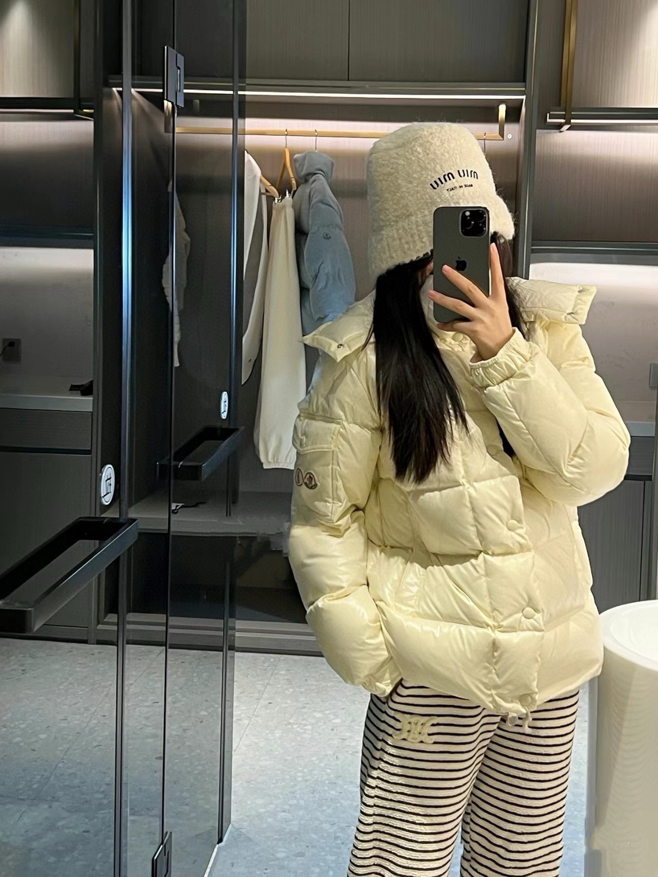 Moncler Down Jacket White Duck Down Black M-l-xl