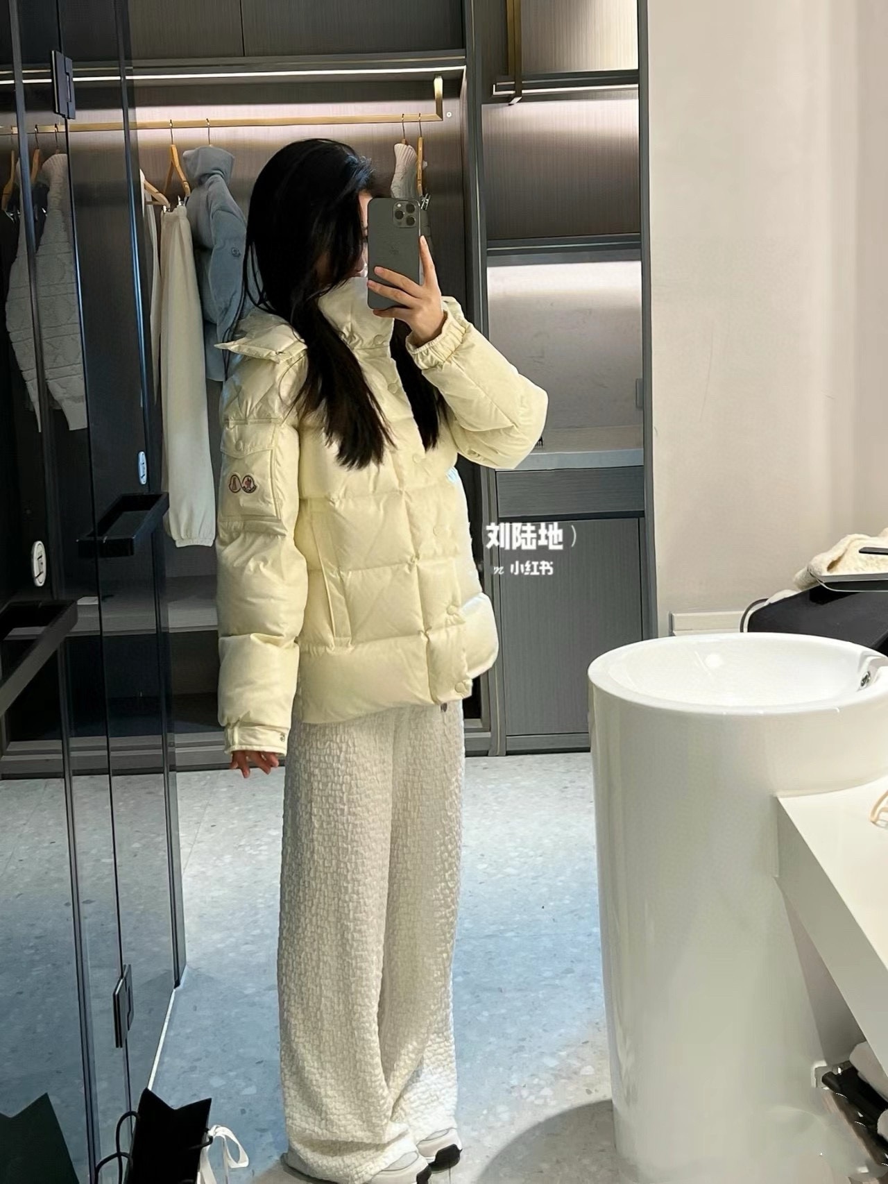 Moncler Down Jacket White Duck Down Black M-l-xl