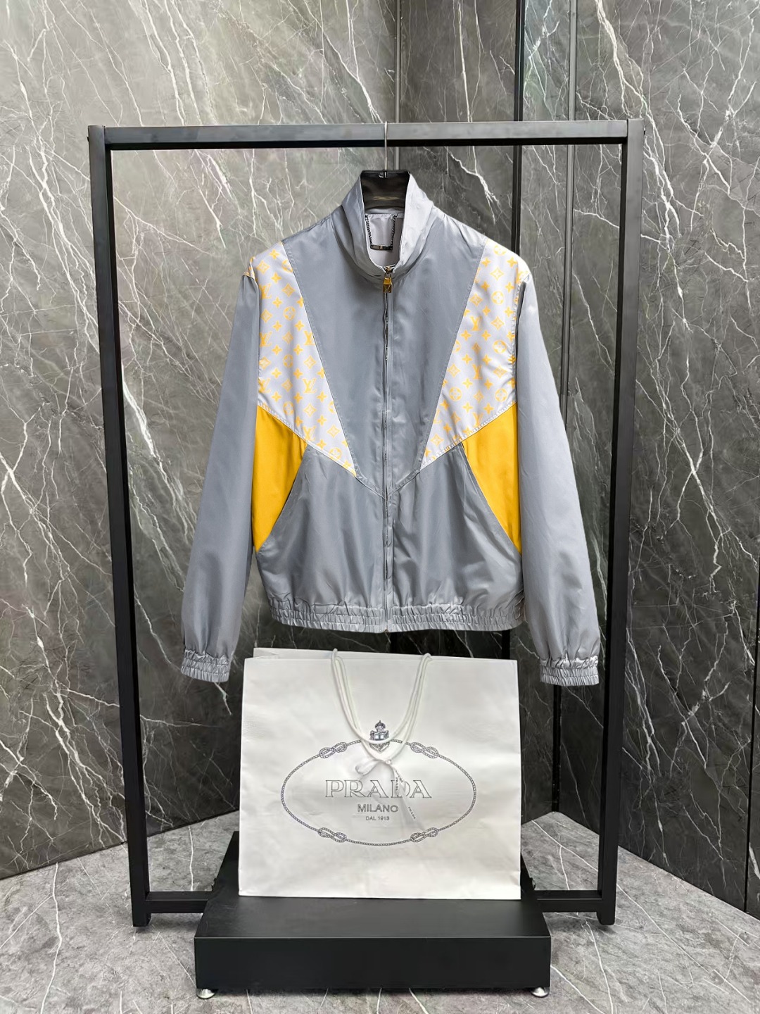 Louis Vuitton Jacket M-l-xl