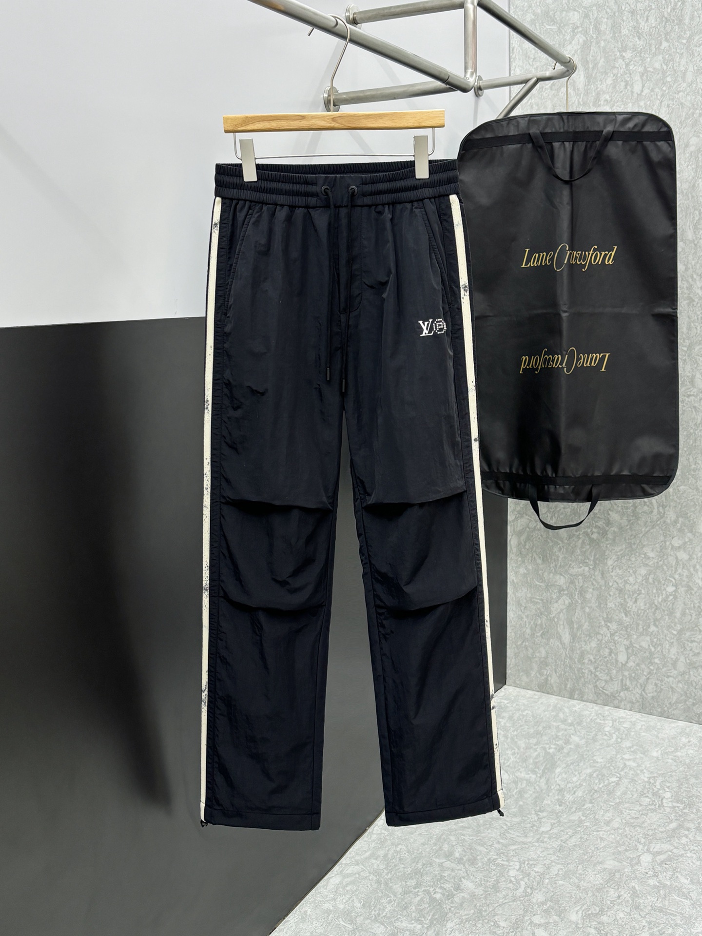 Louis Vuitton Basic Clothing M-l-xl