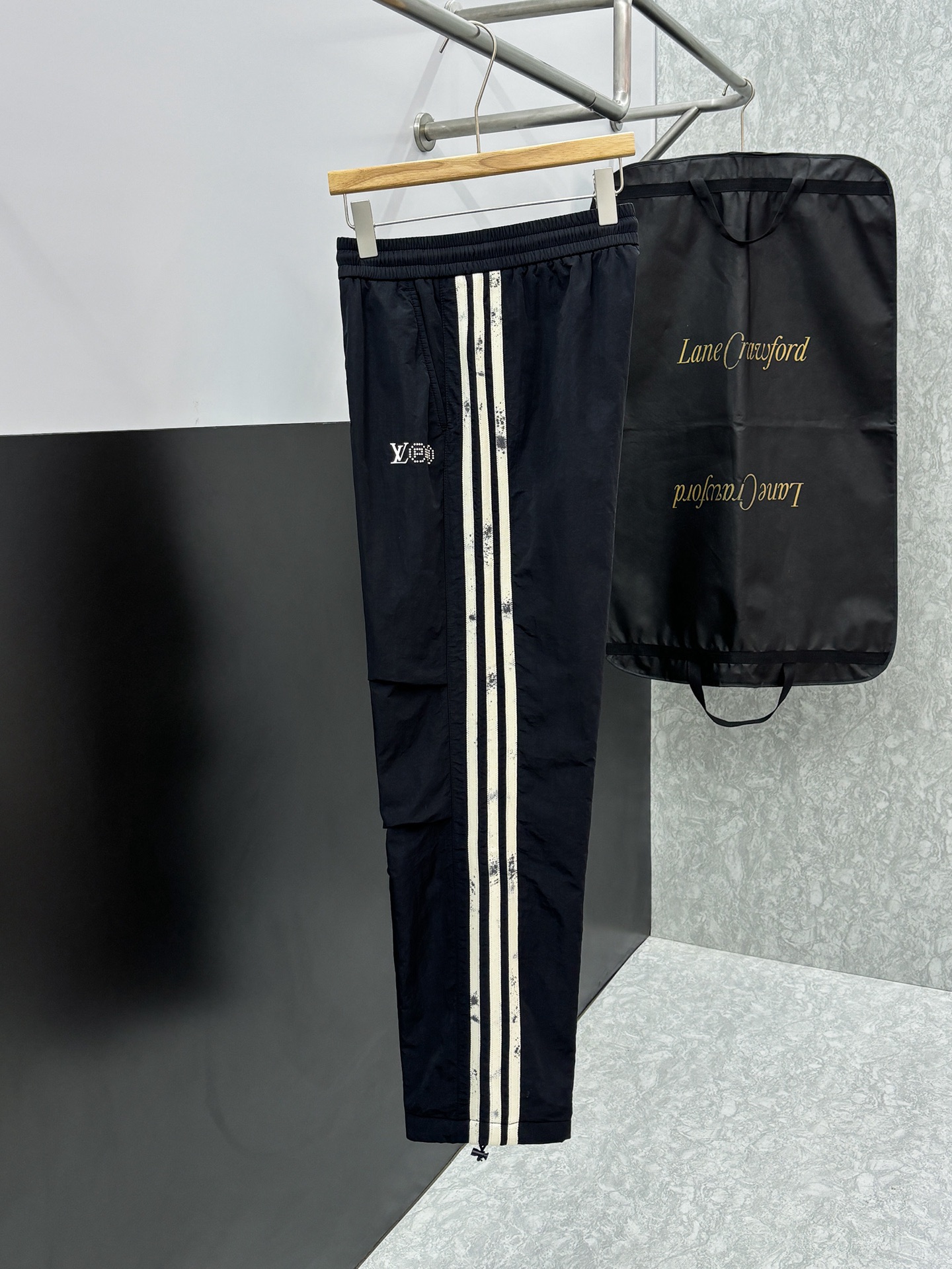 Louis Vuitton Basic Clothing M-l-xl