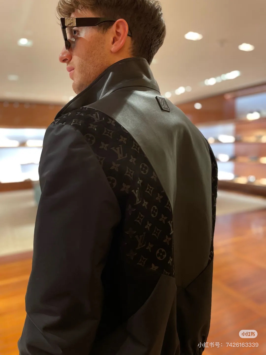 Louis Vuitton Jacket L