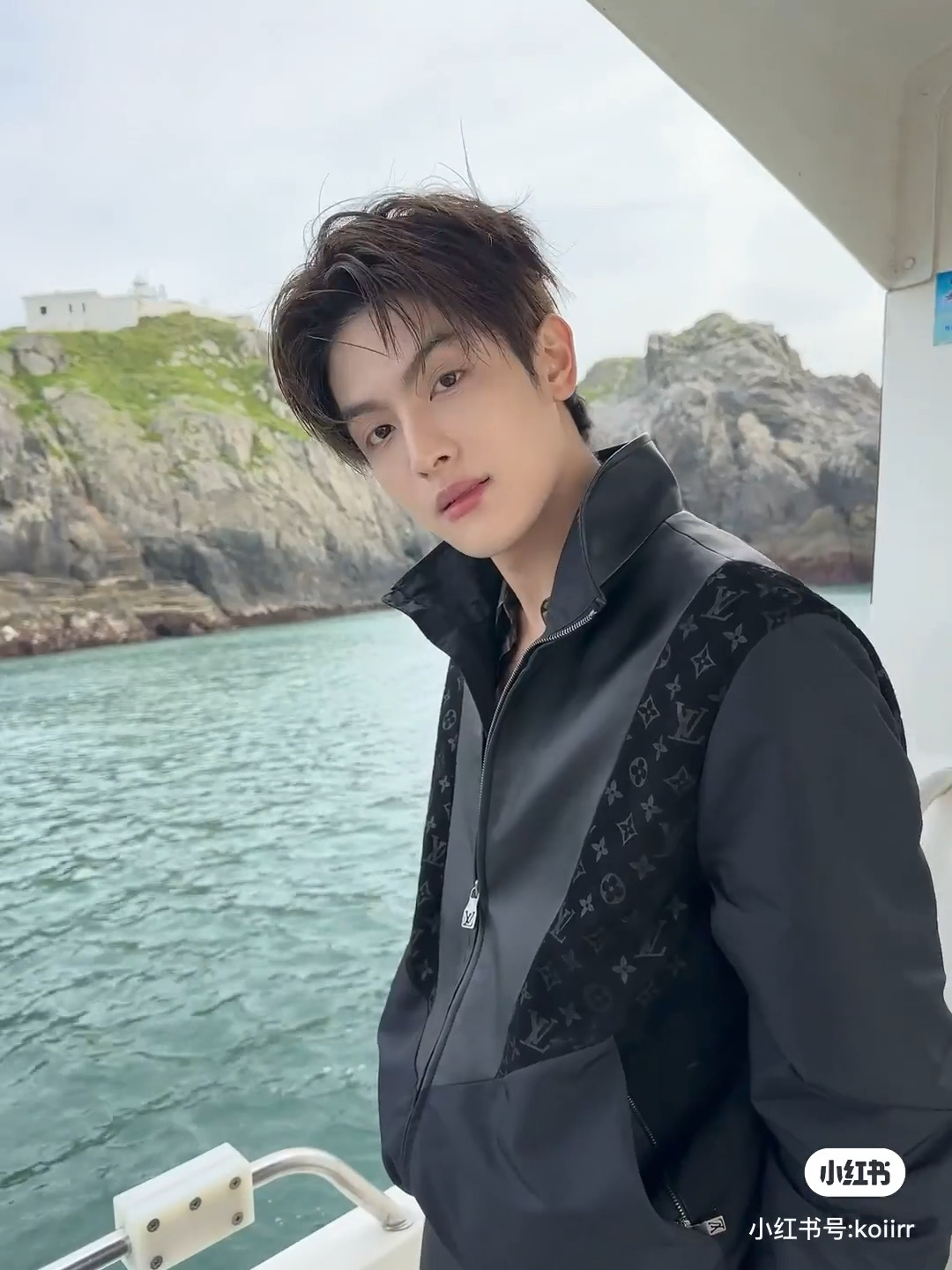 Louis Vuitton Jacket L