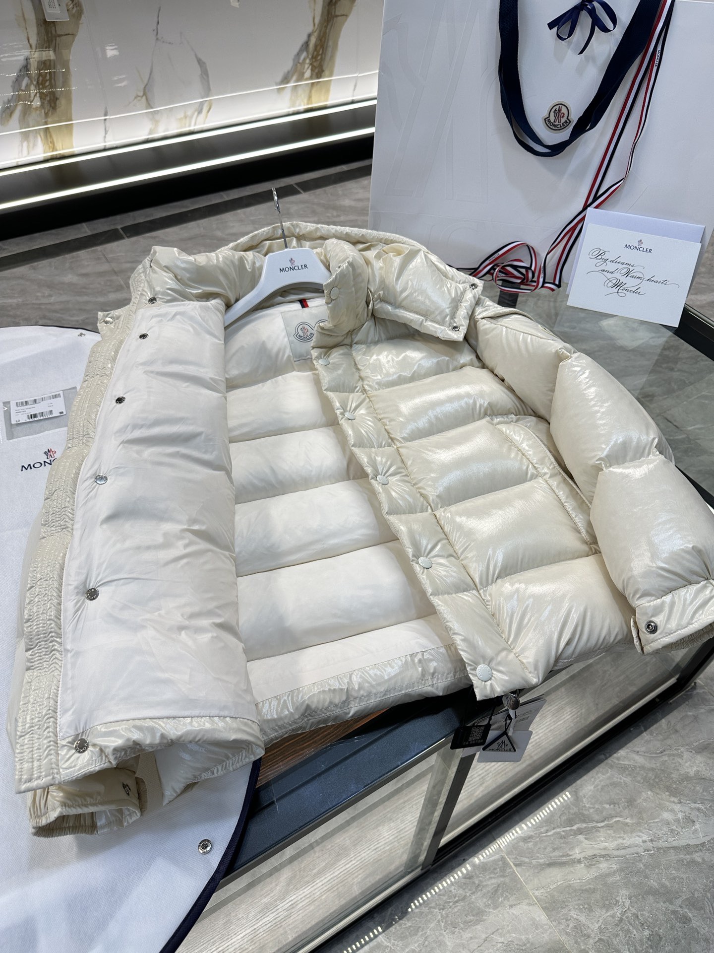 Moncler Down Jacket White Duck Down Black M-l-xl