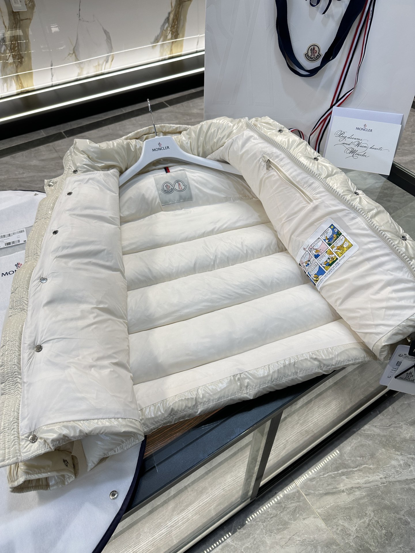 Moncler Down Jacket White Duck Down Black M-l-xl