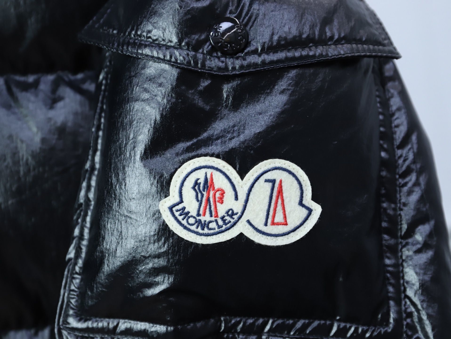 Moncler Down Jacket White Duck Down Black M-l-xl