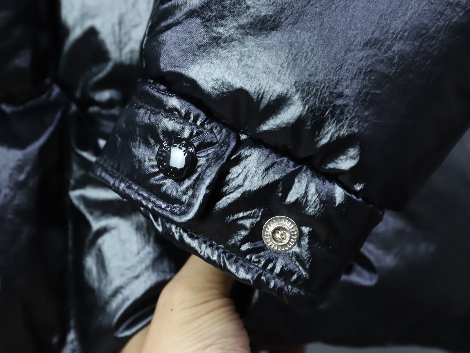 Moncler Down Jacket White Duck Down Black M-l-xl