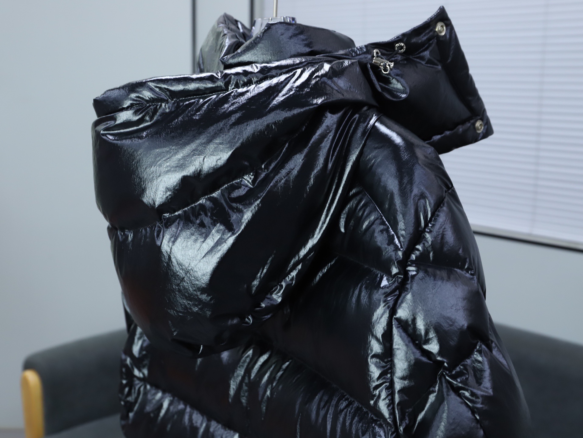 Moncler Down Jacket White Duck Down Black M-l-xl